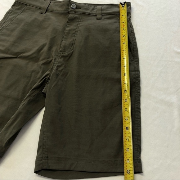 EDDIE Bauer Travex Army Green Cargo Shorts Size 30 - Picture 7 of 9